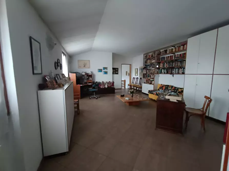 Immagine 40 di Casa indipendente in vendita  in campagna a Monticelli Pavese