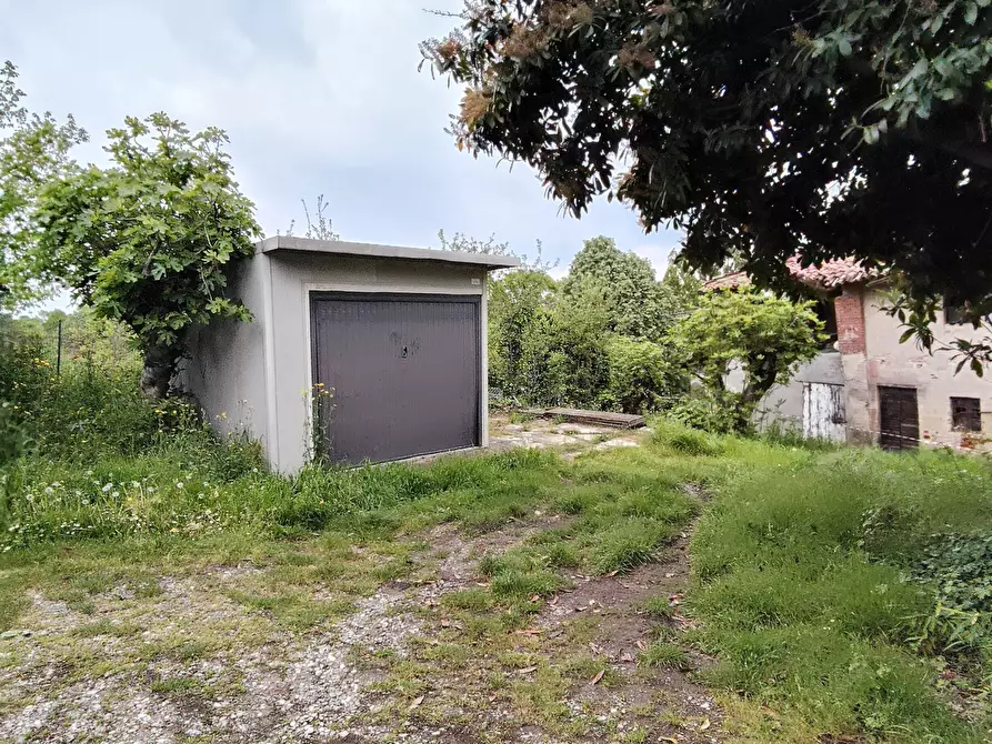 Immagine 18 di Porzione di casa in vendita  in Via Guglielmo Marconi a Ziano Piacentino