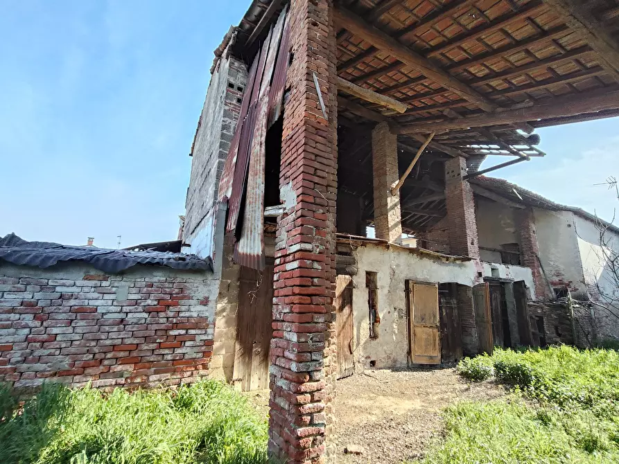 Immagine 6 di Porzione di casa in vendita  in centro a Pieve Porto Morone
