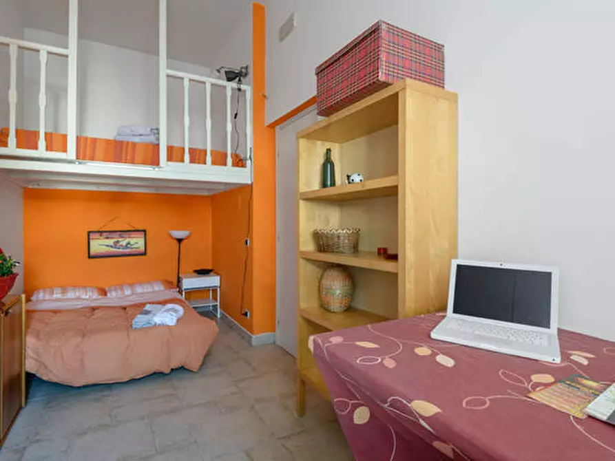 Immagine 2 di Trilocale in vendita  in VIA DEI GONZAGA a Roma