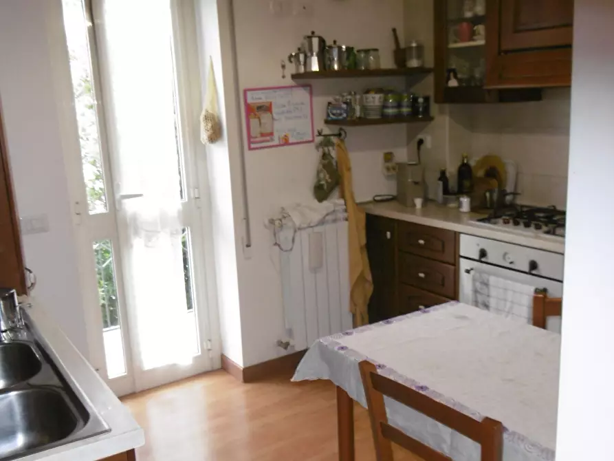 Immagine 2 di Trilocale in vendita  in Via Pio Piacentini a Roma