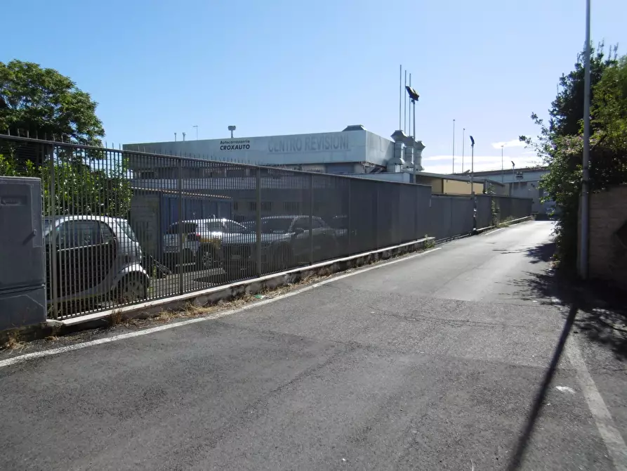 Immagine 11 di Capannone industriale in vendita  in VIA DELLA MAGLIANA a Roma