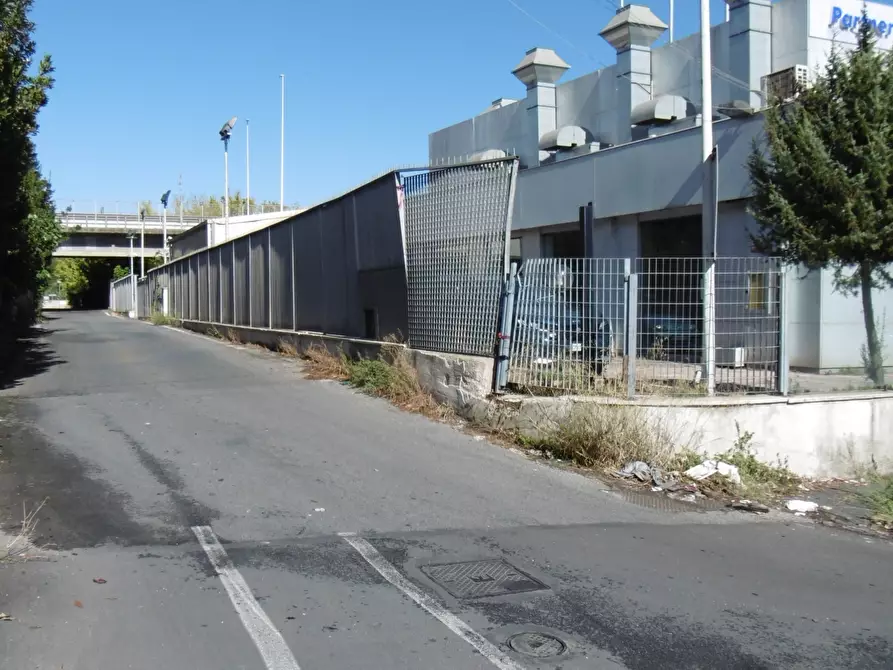 Immagine 8 di Capannone industriale in vendita  in VIA DELLA MAGLIANA a Roma