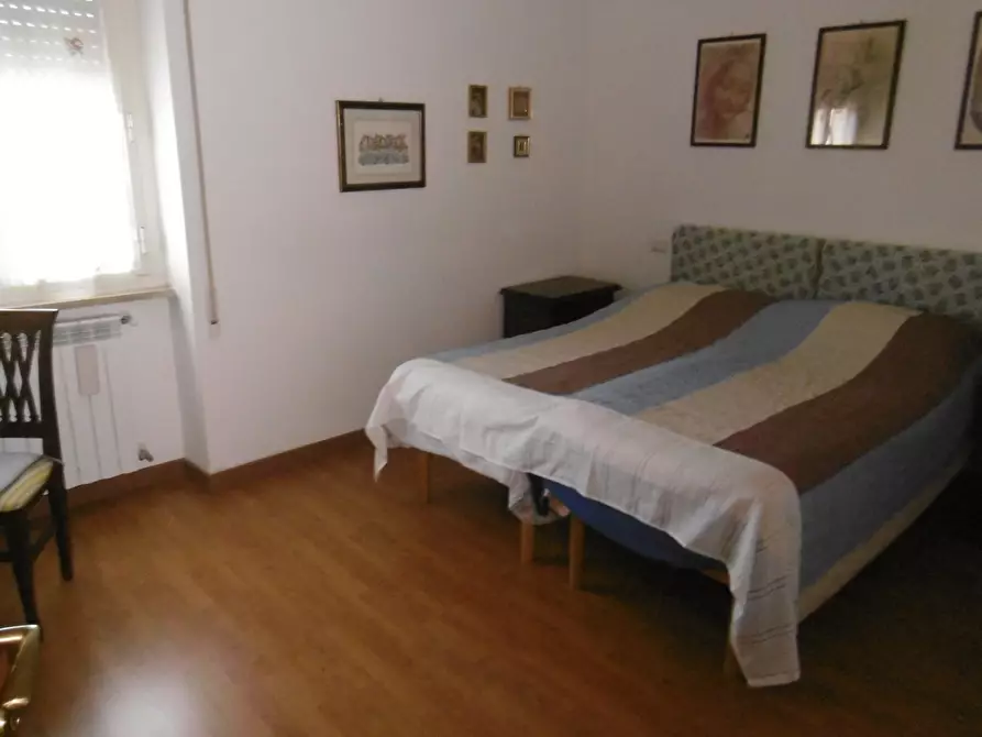 Immagine 12 di Trilocale in vendita  in Via Pio Piacentini a Roma