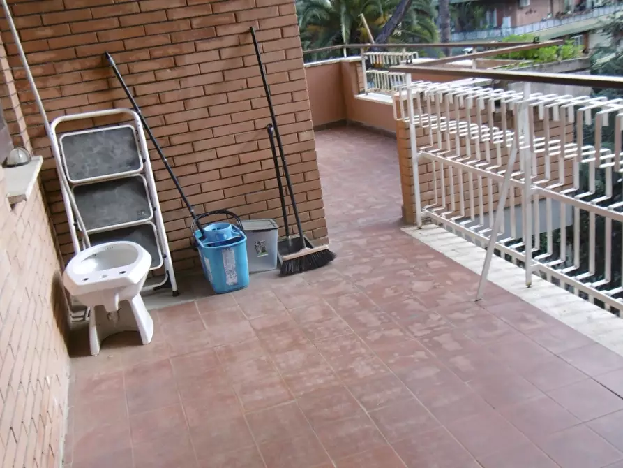 Immagine 19 di Quadrilocale in affitto  in VIA DELLA PISANA a Roma