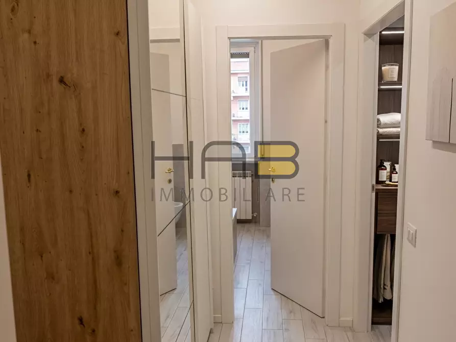 Immagine 7 di Trilocale in vendita  in Via Osimo a Busto Arsizio