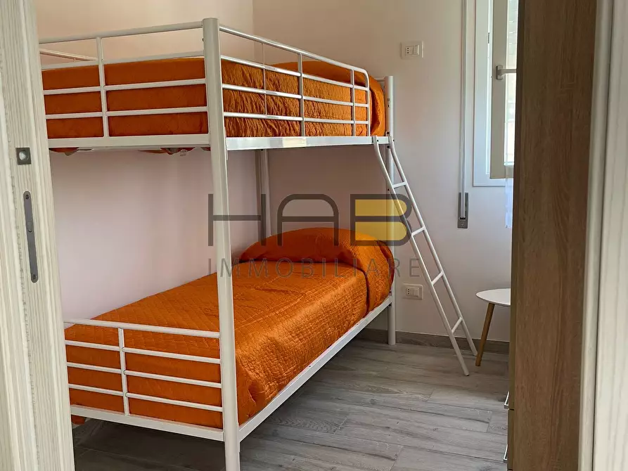 Immagine 6 di Trilocale in affitto  a Erice