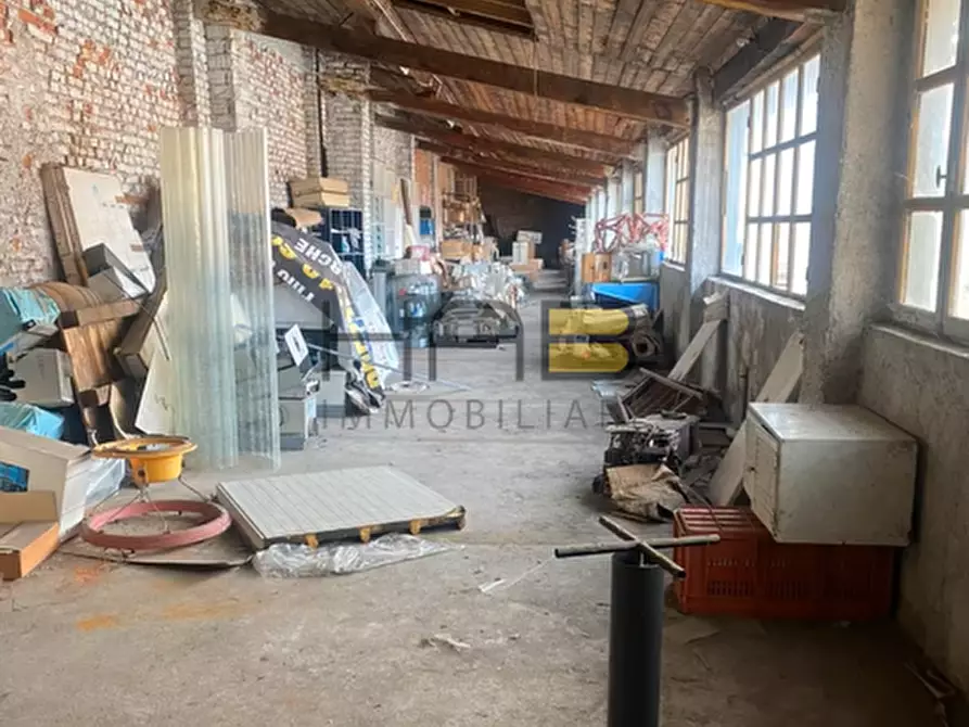 Immagine 5 di Appartamento in vendita  in Vicolo Carpi 5 a Busto Arsizio