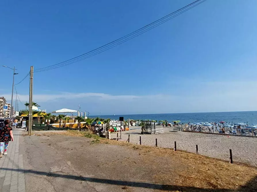 Immagine 17 di Trilocale in vendita  in Via Trento 92 a Salerno