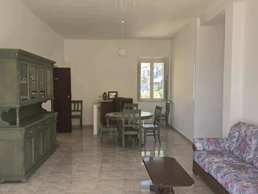 Immagine 1 di Bilocale in vendita  in Via Valle Maura a Sala Consilina