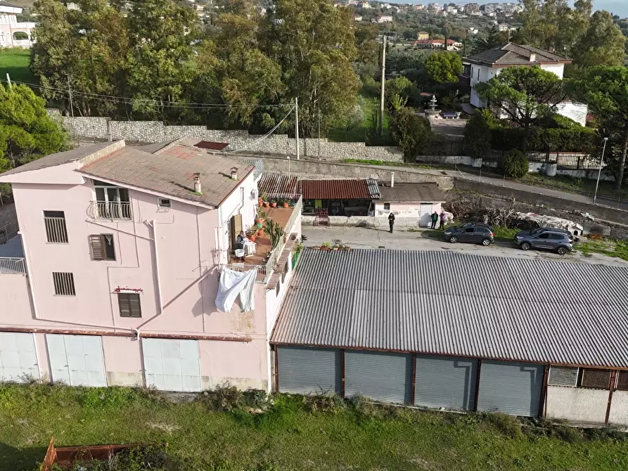 Immagine 14 di Casa trifamiliare in vendita  in via del giubileo duemila 8 a Giffoni Valle Piana