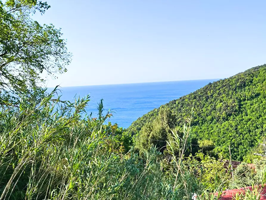 Immagine 9 di Villa in vendita  in Via le Camere 30 a Vietri Sul Mare