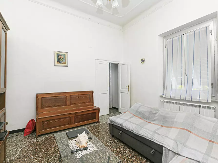 Immagine 21 di Pentalocale in vendita  in Via Val Sugana 9 a Genova