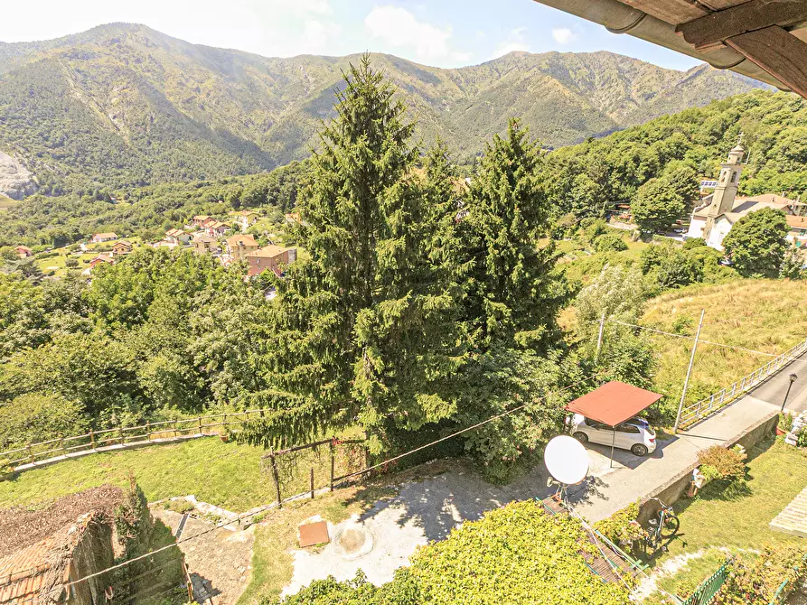 Immagine 13 di Villa in vendita  in Via Monte Carlo 7/2 a Campomorone