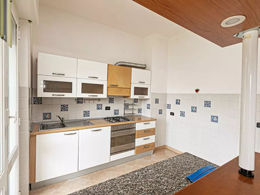 Immagine 8 di Trilocale in vendita  in Via Manlio Chiocchetti 23 a Serra Riccò