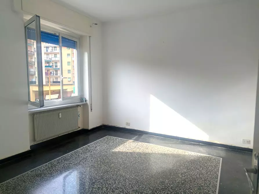 Immagine 5 di Bilocale in vendita  in Via Campomorone 75 a Genova