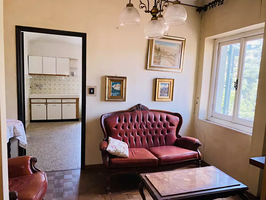 Immagine 15 di Trilocale in vendita  in Via Martiri della Libertà 6 a Campomorone