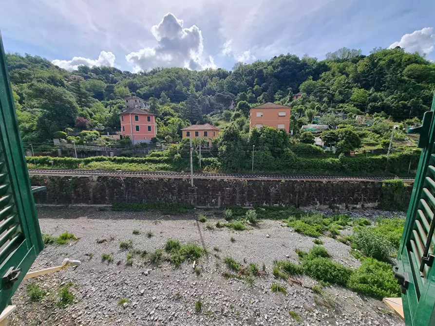 Immagine 39 di Bilocale in vendita  in Via Natale Gallino a Genova