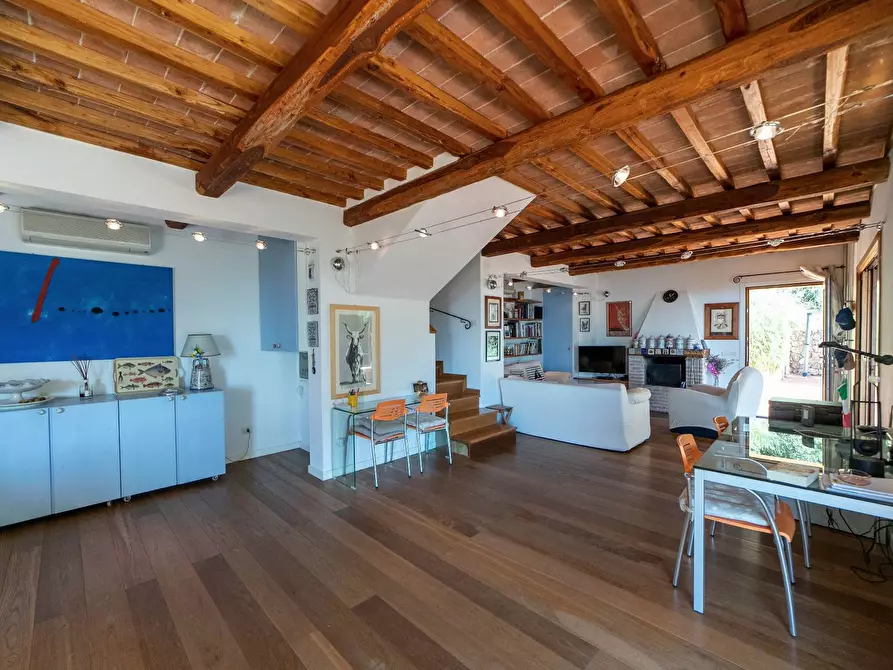 Immagine 1 di Villa in vendita  a Monte Argentario