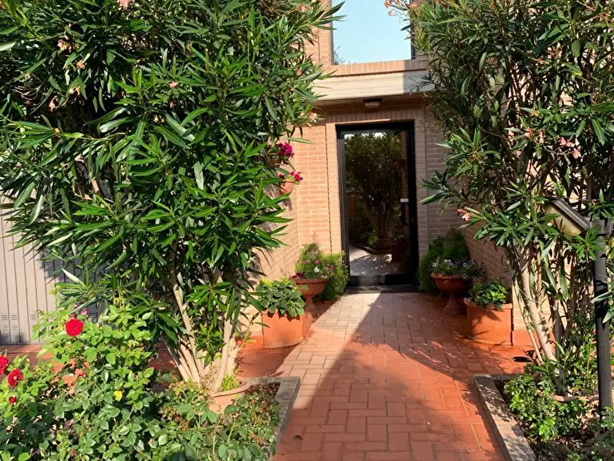 Immagine 20 di Attico in affitto  a Medolla