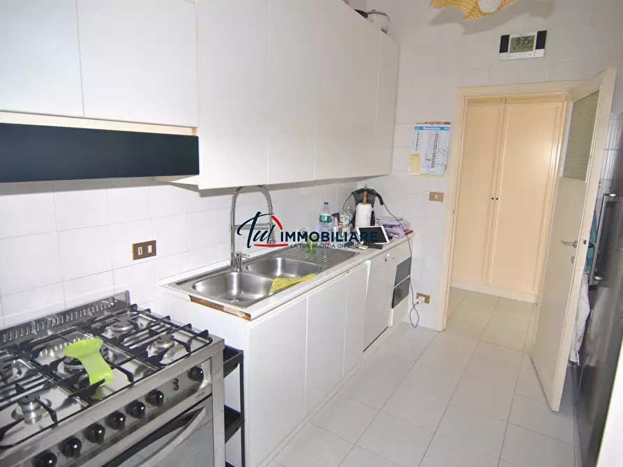 Immagine 36 di Pentalocale in vendita  in Viale Fabbricotti 3 a Livorno