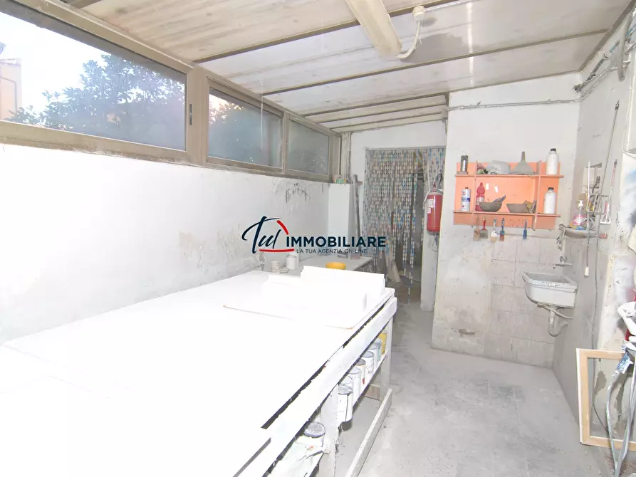 Immagine 6 di Trilocale in vendita  in Corso Amedeo 240 a Livorno