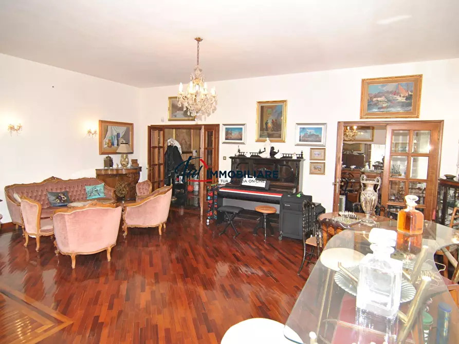 Immagine 7 di Pentalocale in vendita  in Viale Fabbricotti 106 a Livorno