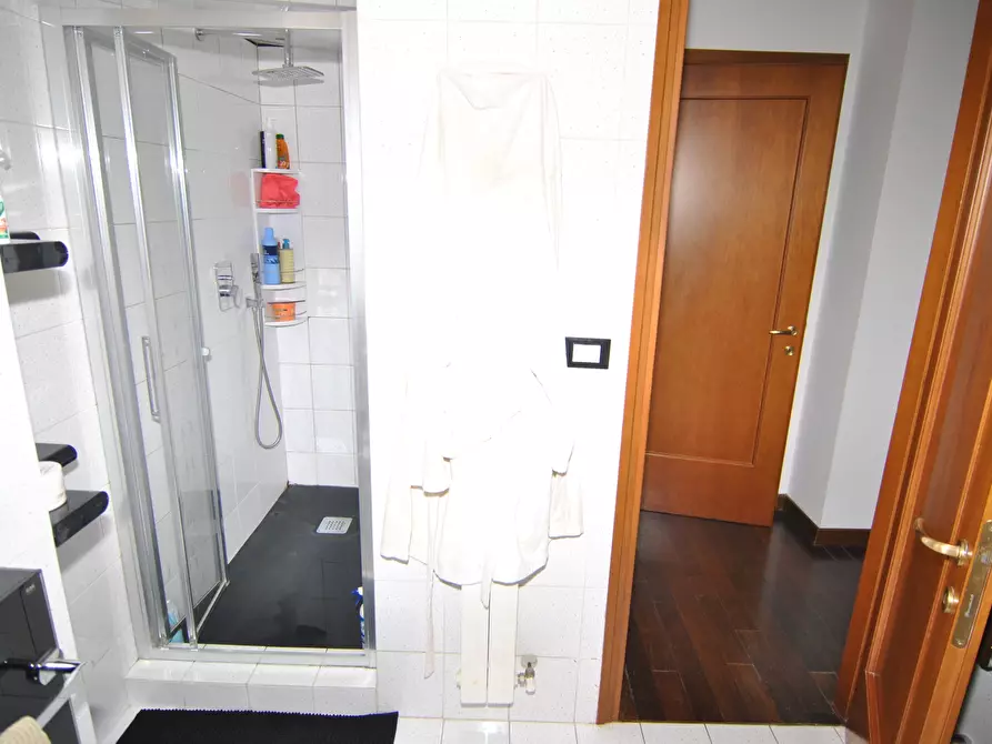 Immagine 20 di Villetta a schiera in affitto  in Via del Pino 18 a Livorno