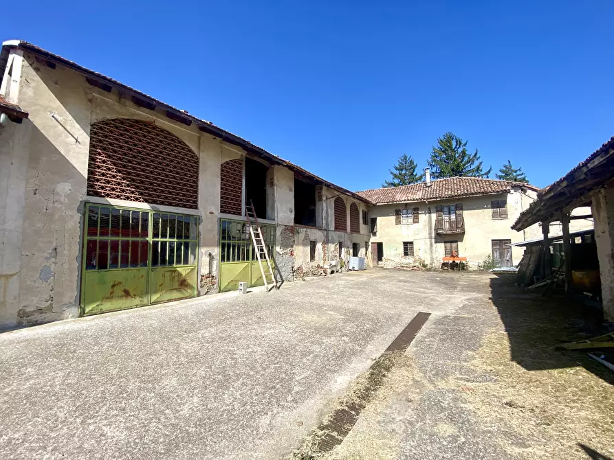 Immagine 16 di Rustico / casale in vendita  in Via Ballerina 14 a Montelupo Albese