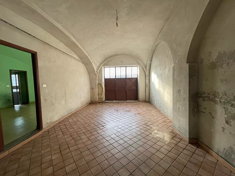 Immagine 13 di Quadrilocale in vendita  in Località Borgonuovo B 69 a Monchiero