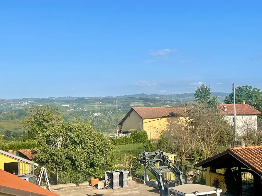 Immagine 10 di Villetta a schiera in vendita  in Via Bricco San Martino 44 a Lequio Tanaro