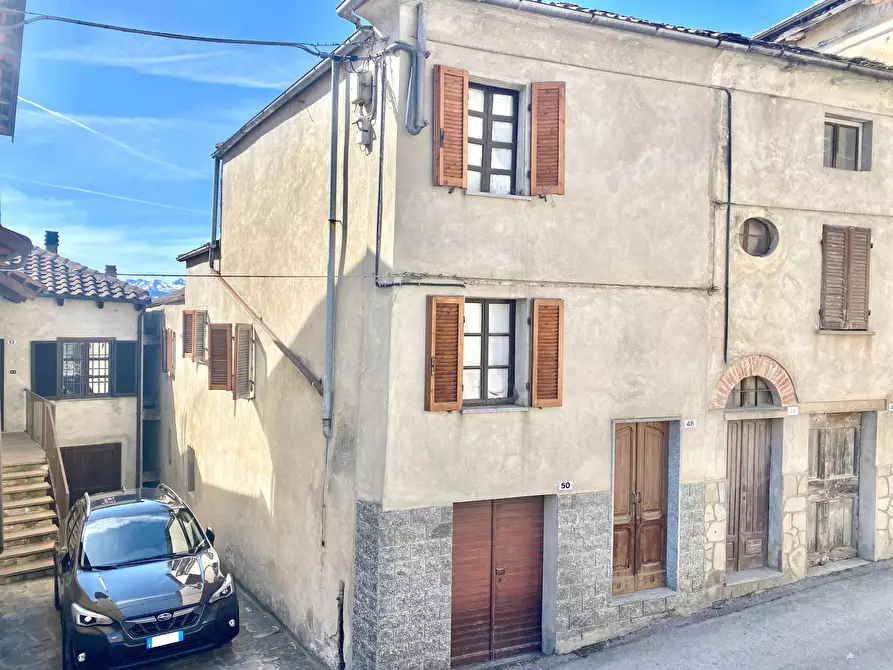 Immagine 1 di Porzione di casa in vendita  in Via Lorenzo Bruno 50 a Murazzano