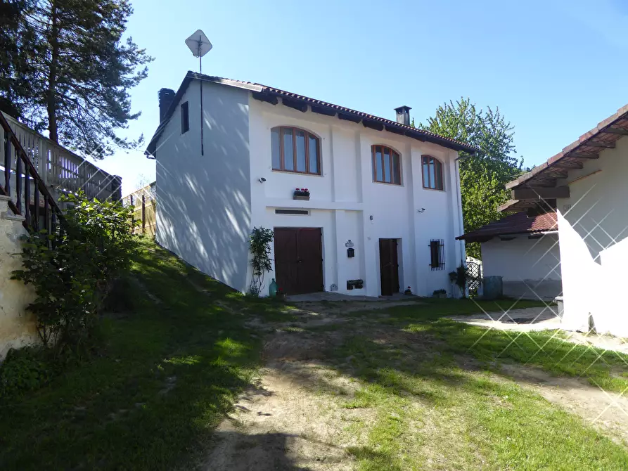 Immagine 4 di Casa indipendente in vendita  in Piazza dei Martiri 3 a Somano