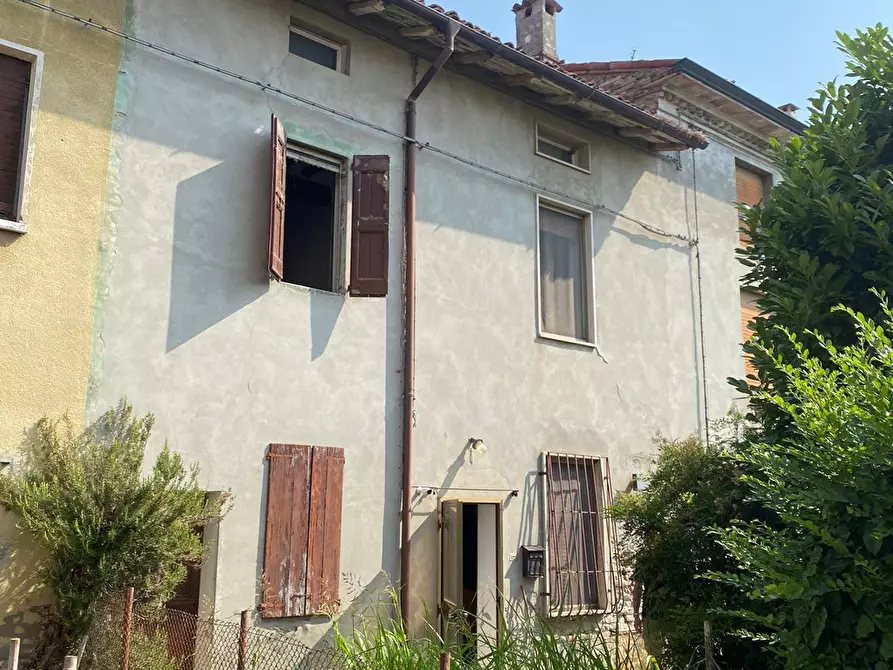 Immagine 1 di Casa indipendente in vendita  in Via Nicolò Sfrondati 88 a Polesine Zibello