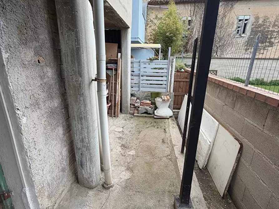 Immagine 3 di Laboratorio in vendita  a Senigallia