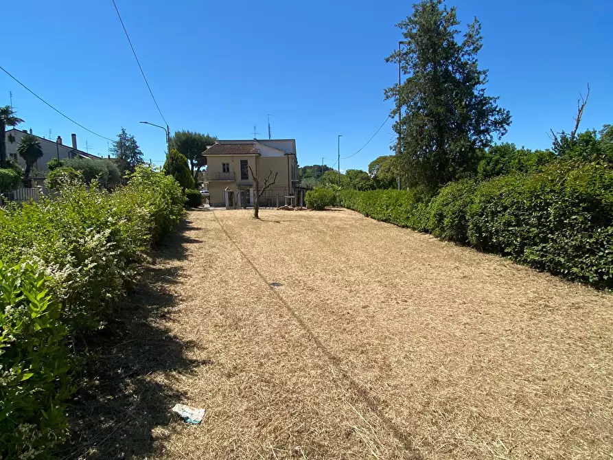 Immagine 39 di Casa bifamiliare in vendita  a Senigallia