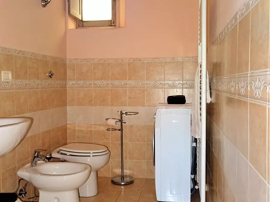 Immagine 9 di Trilocale in vendita  a Arcevia