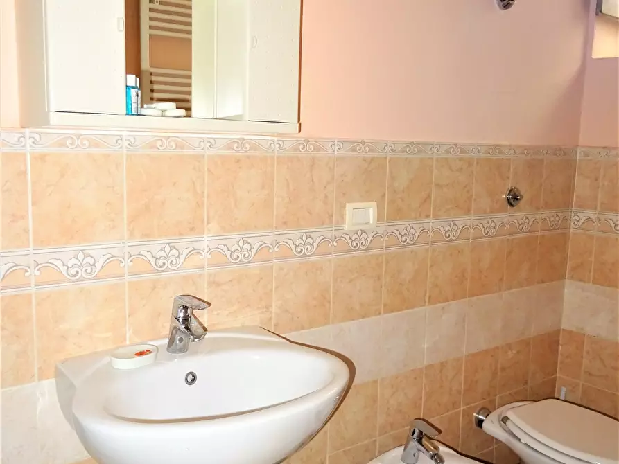 Immagine 10 di Trilocale in vendita  a Arcevia