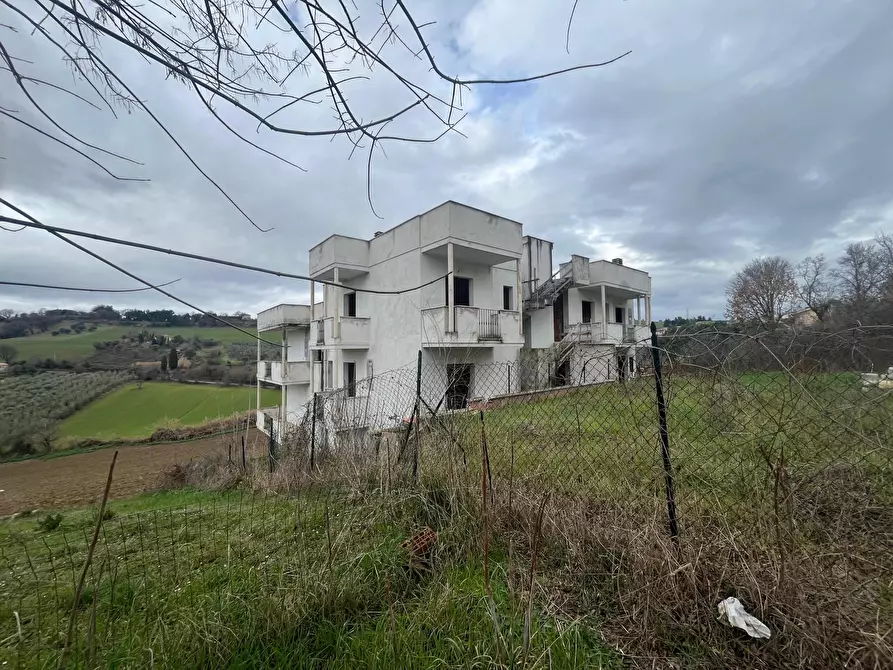 Immagine 2 di Appartamento in vendita  a Trecastelli