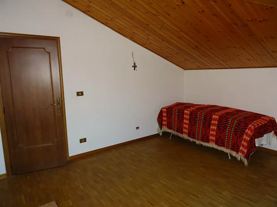 Immagine 33 di Casa indipendente in vendita  a Senigallia