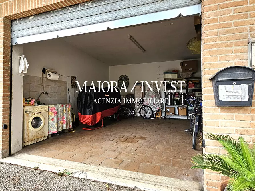 Immagine 22 di Pentalocale in vendita  a Grottammare