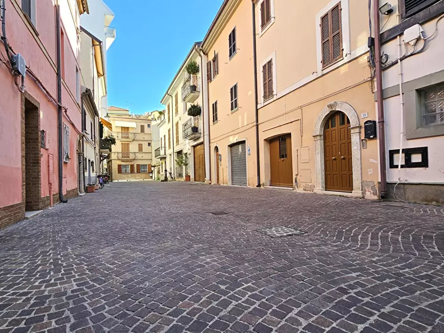 Immagine 16 di Bilocale in vendita  in via Laberinto 54 a San Benedetto Del Tronto
