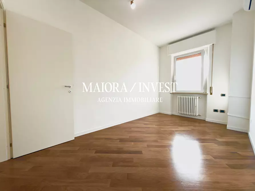 Immagine 9 di Pentalocale in vendita  in via Piemonte a San Benedetto Del Tronto