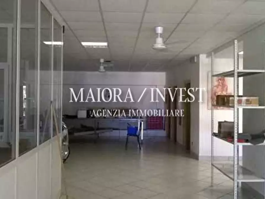 Immagine 4 di Locale commerciale in vendita  in via mediterraneo a Monteprandone