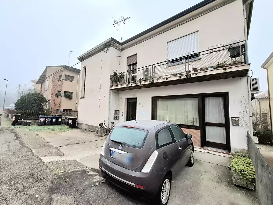 Immagine 14 di Bilocale in vendita  in Corso del Popolo 408 a Rovigo