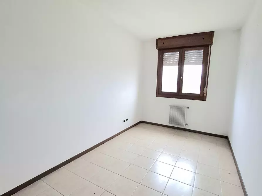 Immagine 12 di Quadrilocale in vendita  in Via A. Gramsci 72 a Stanghella