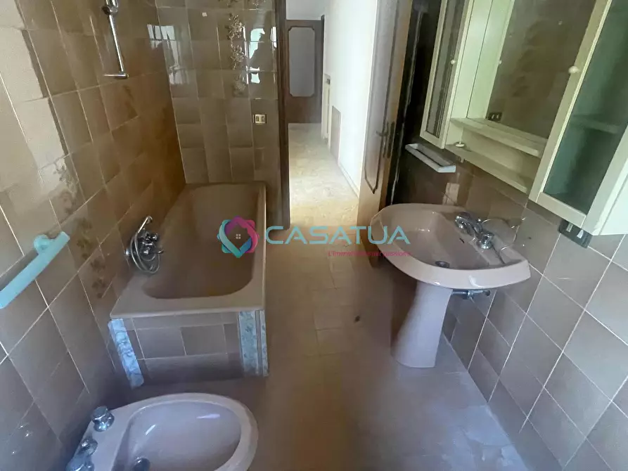 Immagine 78 di Casa indipendente in vendita  a Montesilvano