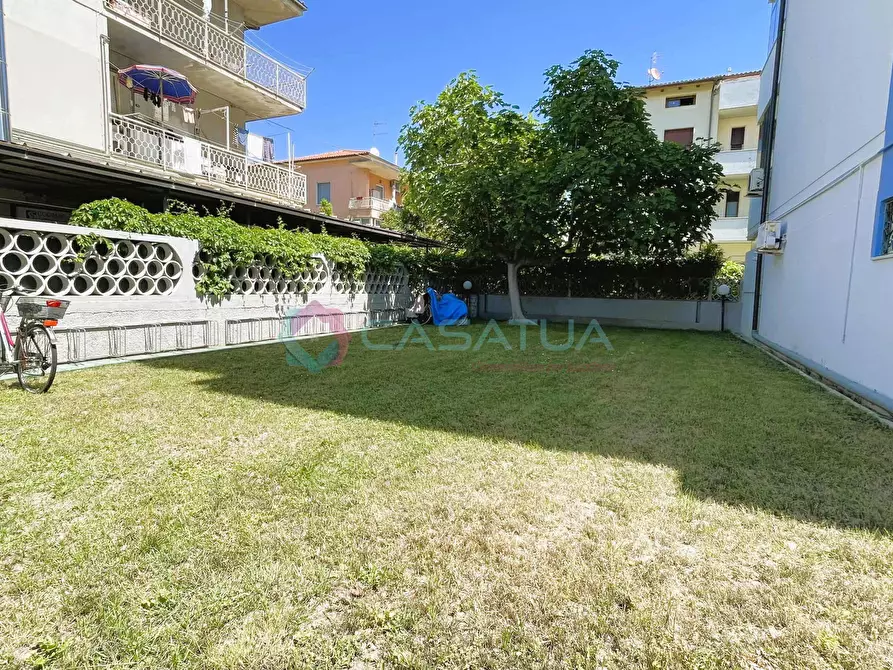 Immagine 49 di Trilocale in vendita  a Silvi