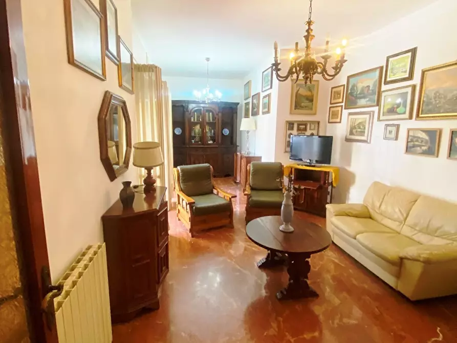 Immagine 7 di Pentalocale in vendita  in Viale XX Settembre 31/CBIS a Carrara