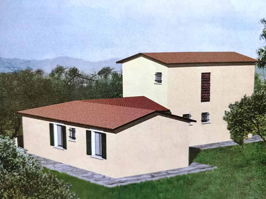 Immagine 3 di Terreno edificabile in vendita  in Via Lago 54 a Sarzana